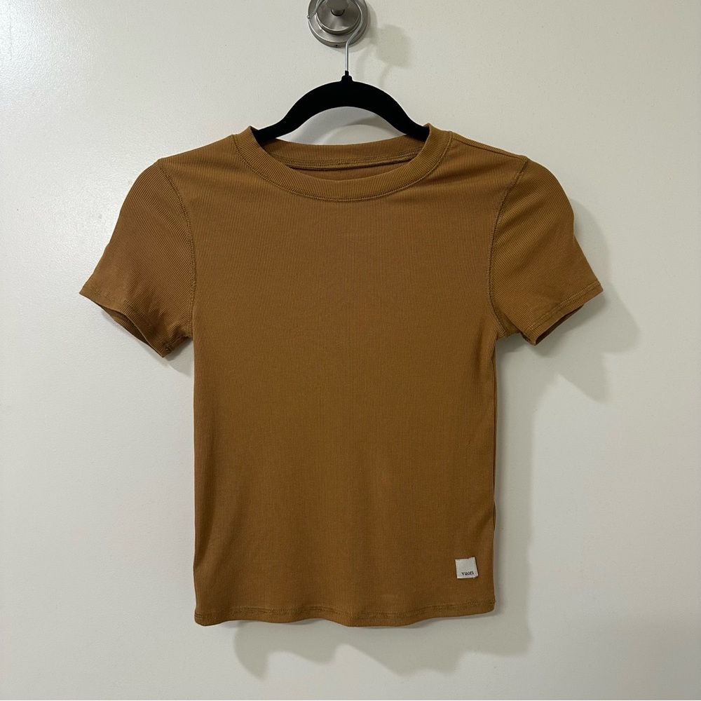 Vuori - Women’s Pose Fitted T-Shirt